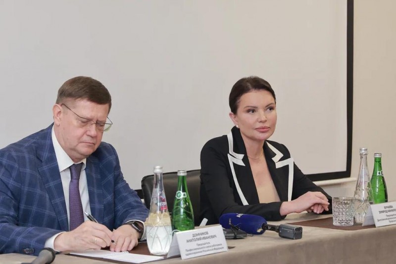 Анатолий Домников: «Важно обучить именно молодые кадры профсоюзных организаций»