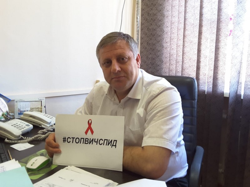 Сотрудники Минздрава Дагестана во главе с министром Джамалудином Гаджиибрагимовым присоединились к интернет-флешмобу #СТОПВИЧСПИД - Файл 9