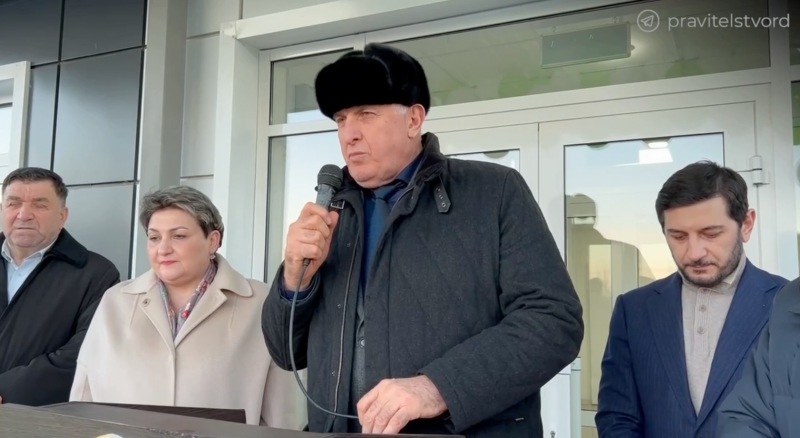 В Ленинкенте торжественно открыли новую поликлинику - Файл 1
