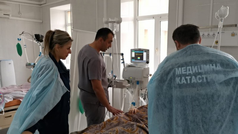 Вертолет Минздрава эвакуировал на лечение в Махачкалу беременную  женщину с тяжелым осложнениями