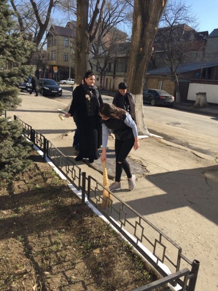 Чистота залог здоровья: сотрудники Минздрава РД вышли на генеральную уборку - Файл 4
