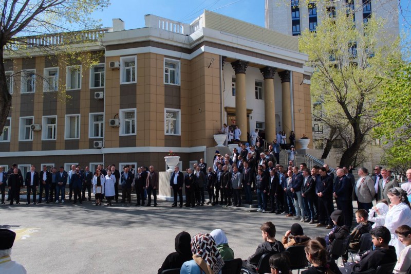 В Республиканском детском пульмонологическом центре состоялось открытие детской игровой площадки и зала лечебной физкультуры - Файл 2