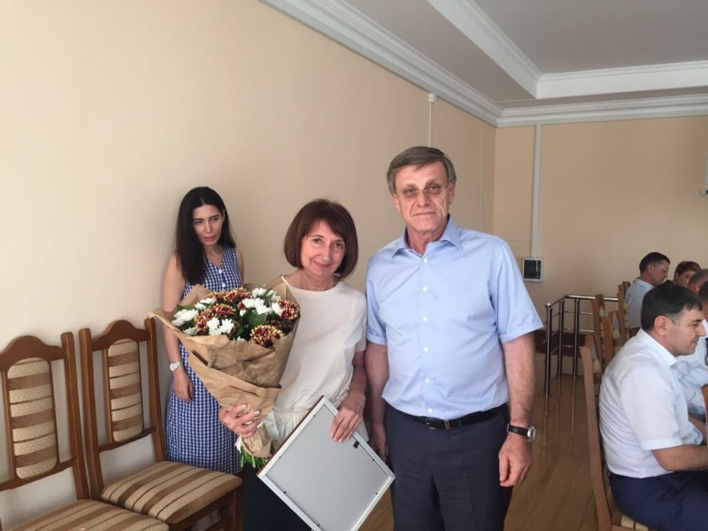 Награждены лучшие врачи