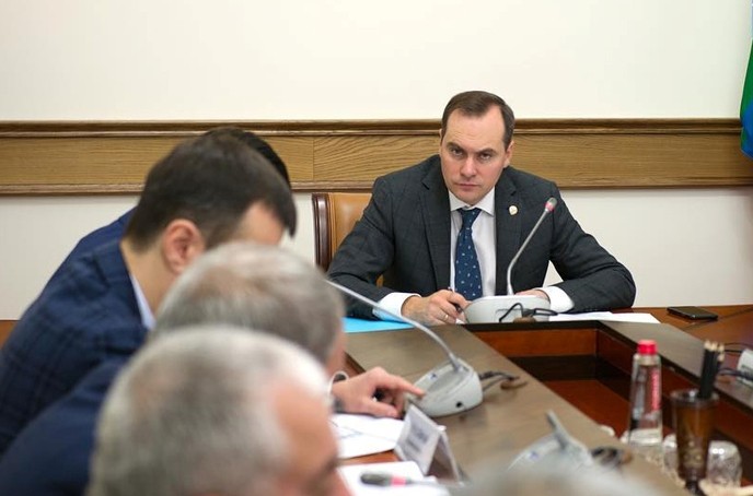Артем Здунов поручил  своевременно освоить средства выделенные на реализацию госпрограмм