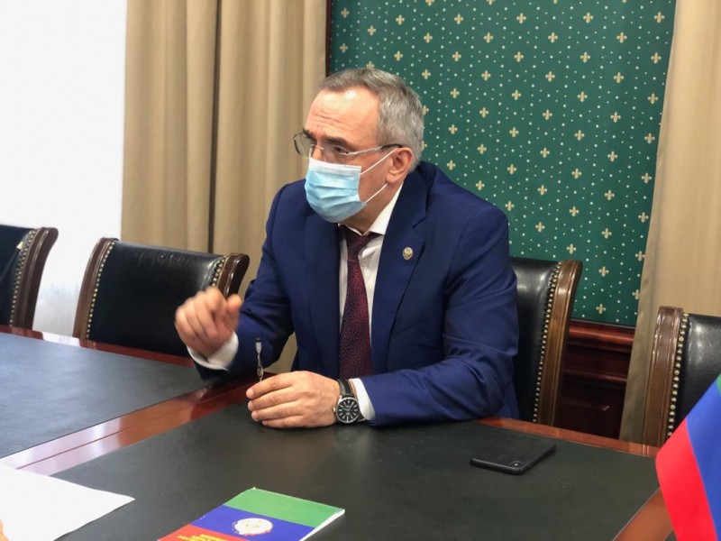 Более 1000 штатных единиц  требуется для службы скорой помощи Дагестана - Файл 1