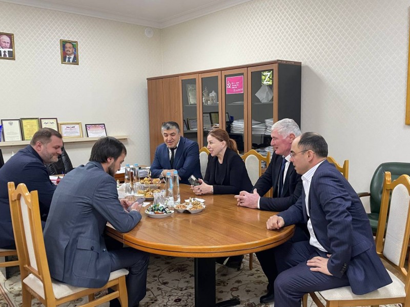 Ярослав Глазов провёл приём граждан в Левашинском районе - Файл 1