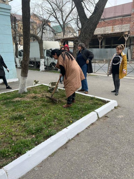 Сегодня в Министерстве здравоохранения и во всех подразделениях состоялся субботник - Файл 10