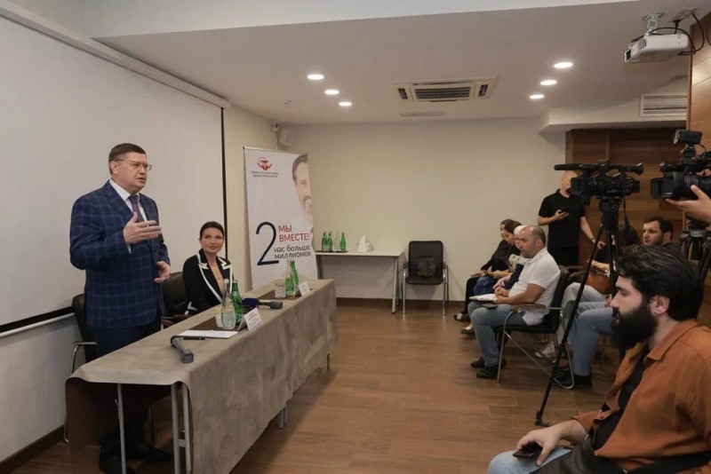 Анатолий Домников: «Важно обучить именно молодые кадры профсоюзных организаций» - Файл 2