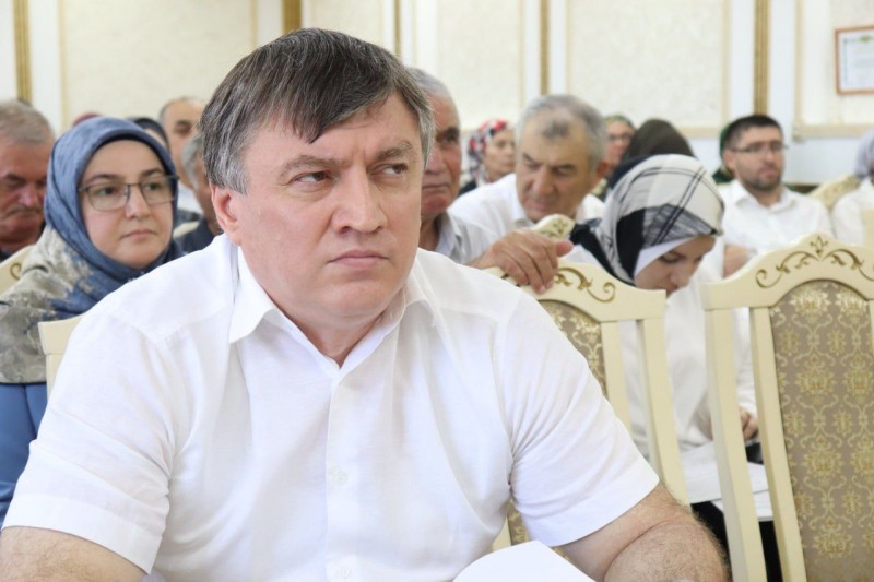 В Кизилюртовском районе прошло расширенное совещание против кори с участием заместителя Председателя Правительства Республики  и министра здравоохранения РД - Файл 3