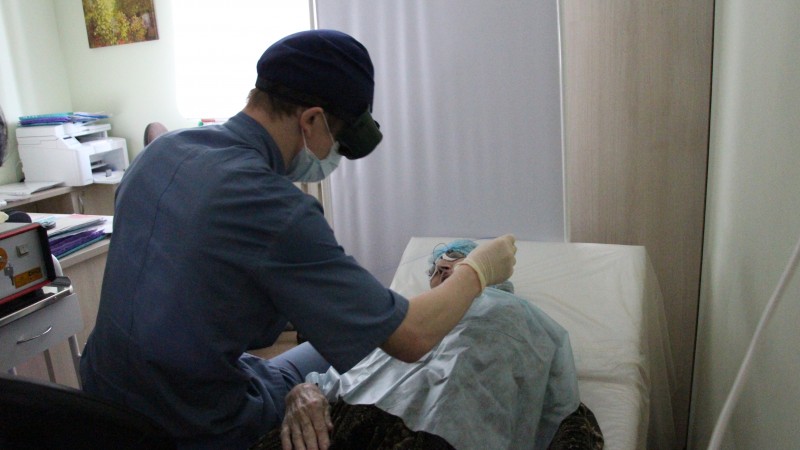 В День открытых дверей лечение фотодинамикой получили все пациенты с диагнозом рак кожи - Файл 1