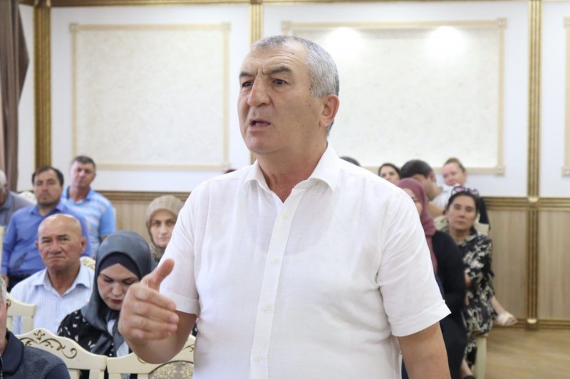 В Кизилюртовском районе прошло расширенное совещание против кори с участием заместителя Председателя Правительства Республики  и министра здравоохранения РД - Файл 1