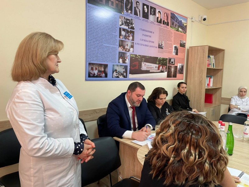 12 февраля 2023 года в ГБУ РД «Республиканская станция переливания крови» состоялась коллегия - Файл 2