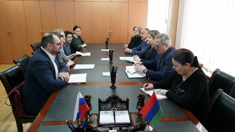 В  Минздраве РД  обсудили вопросы совершенствования медицинской помощи онкогематологическим пациентам