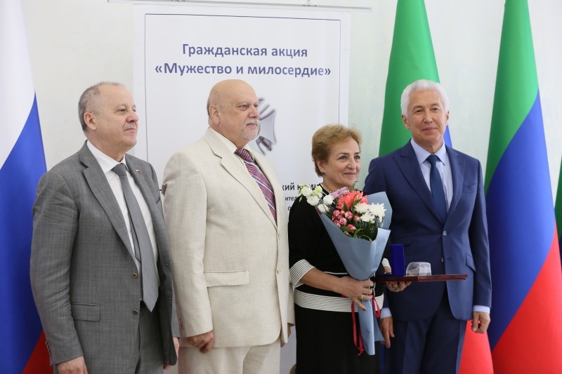 Министр Джамалудин Гаджиибрагимов удостоен гражданской награды «Общественное признание» - Файл 3