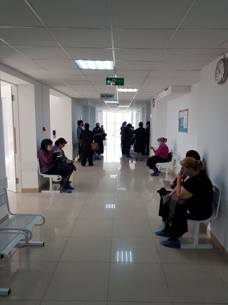 Почти 100 жительниц республики  проверились на рак молочной железы в рамках Дня открытых дверей в онкоцентре - Файл 1