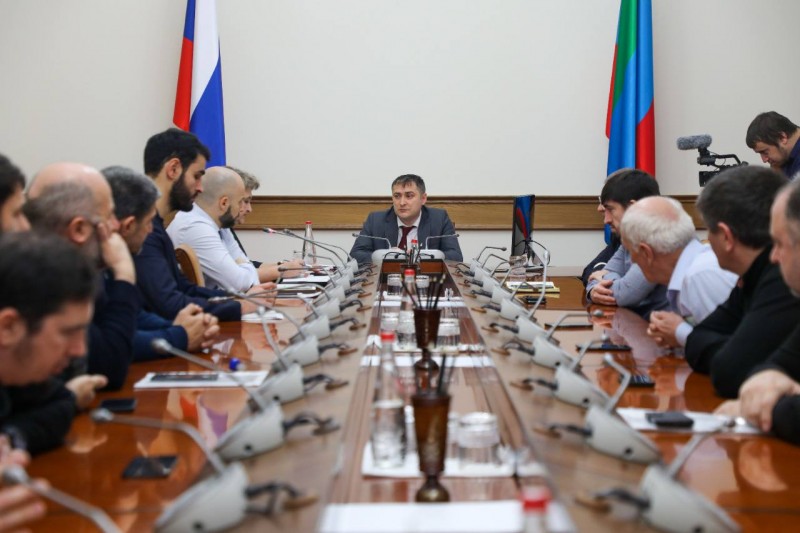 Мурад Казиев подверг критике работу подрядных организаций, занимающихся строительством ФАПов - Файл 3