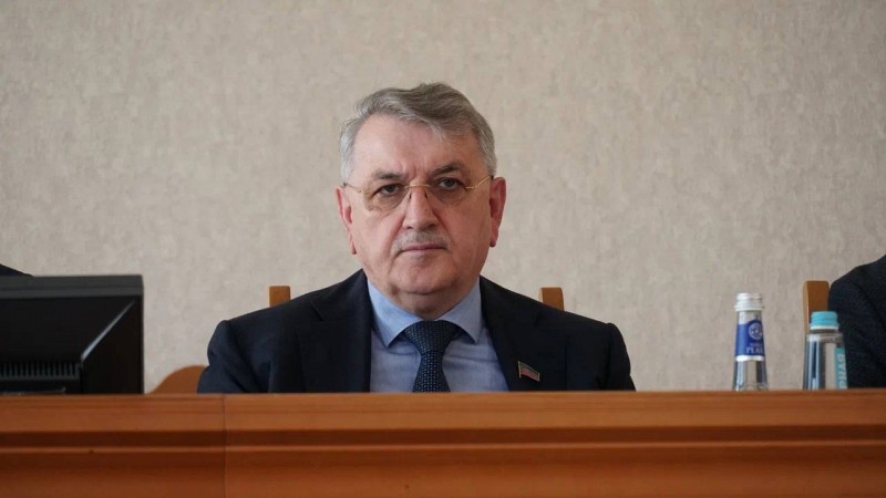На прошедшем в Минздраве РД совещании с главными врачами медицинских организаций Дагестана по поводу снижения кредиторской задолженности - Файл 4