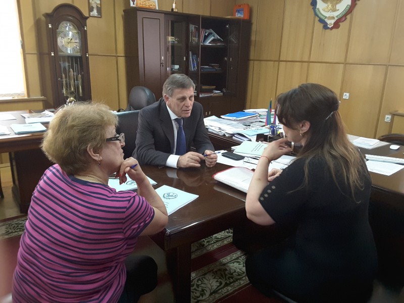 Министр Танка Ибрагимов провел личный прием граждан - Файл 7