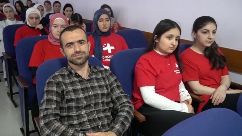 Конференция: «Донорство стволовых клеток как смысл жизни» прошла в ГБУ РД «ГКБ» 18 мая совместно с ГБУ РД «РСПК».