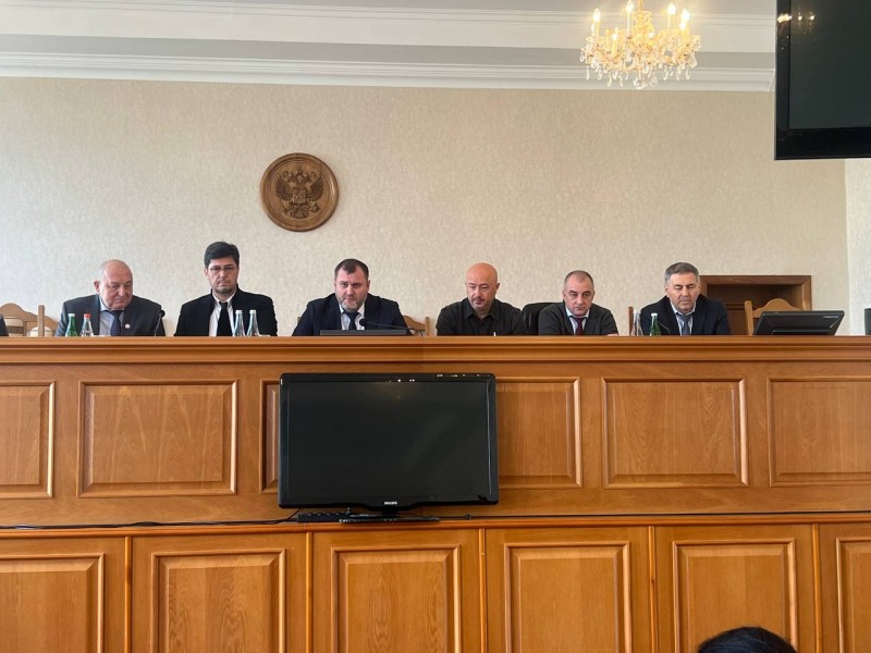 Ярослав Глазов: «Частные медицинские организации Дагестана должны представлять установленную законом отчетность по ведению пациентов» - Файл 1