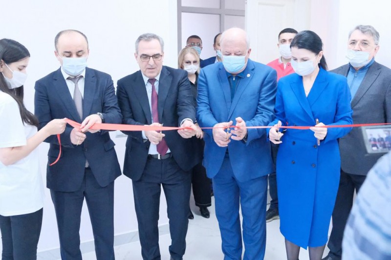 Сall-центр по вопросам оказания помощи в период борьбы с коронавирусом открыли в Махачкале - Файл 2