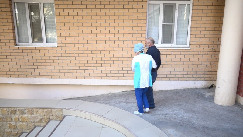 В Республиканской клинической больнице №2 выписали последнего пациента с COVID-19 - Файл 1