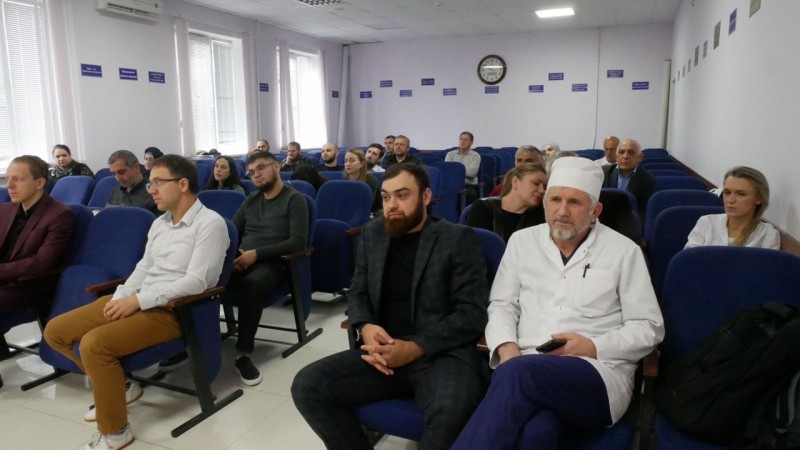 В ГКБ г.Махачкалы обсудили диагностику и лечение предраковых состояний желудка и толстой кишки - Файл 3