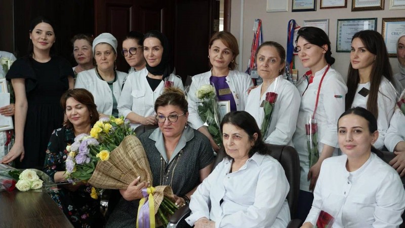 Лучших сотрудников РЦИБ и СПИД наградили ко Дню медицинского работника! - Файл 2