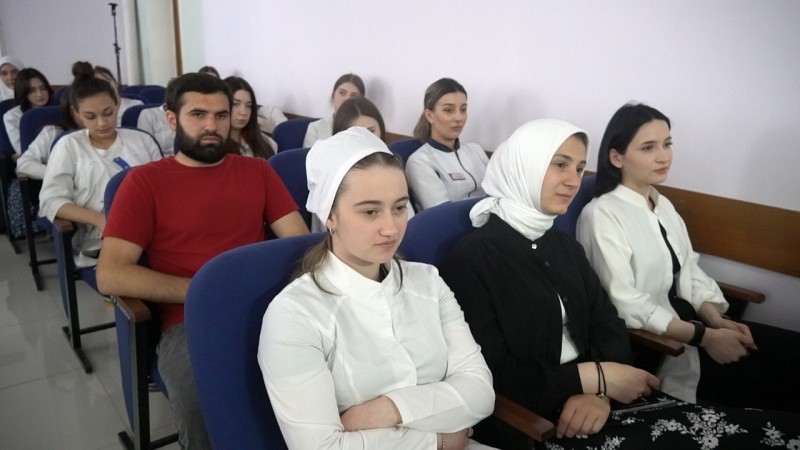 Конференция: «Донорство стволовых клеток как смысл жизни» прошла в ГБУ РД «ГКБ» 18 мая совместно с ГБУ РД «РСПК». - Файл 4