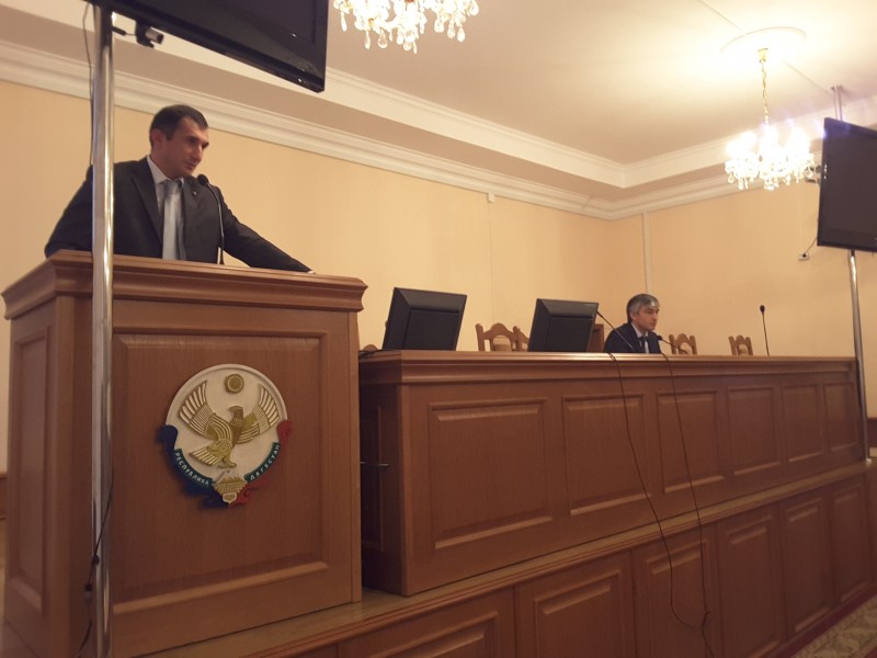 Вопросы профилактики экстремизма обсудили в Минздраве РД