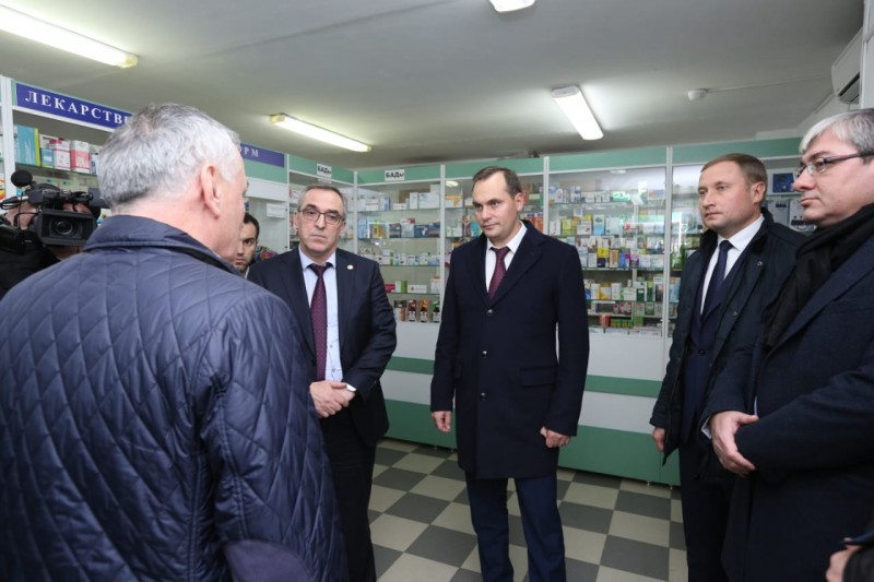 Артем Здунов: «Вопрос лекарственного обеспечения льготных категорий граждан на особом контроле»