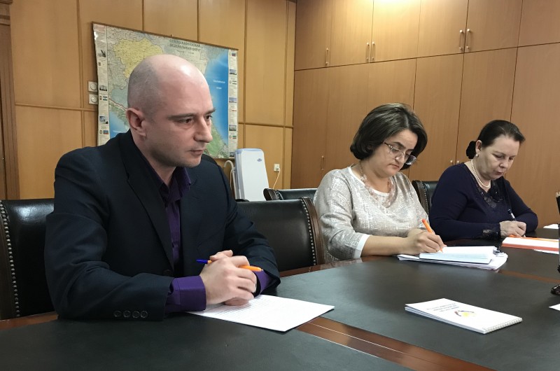 В Дагестане будут развиваться малоинвазивные операции в колопроктологии и отоларингологии