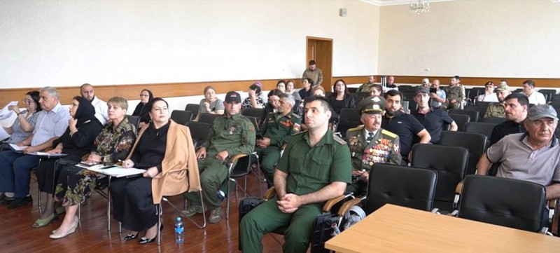 В Минздраве Дагестана состоялась секция N2 конференции участников Специальной военной операции «Герои нашего времени» под названием «Вопросы представления участникам СВО и членам их семей медицинских услуг и разъяснение порядка проведения медико-социально