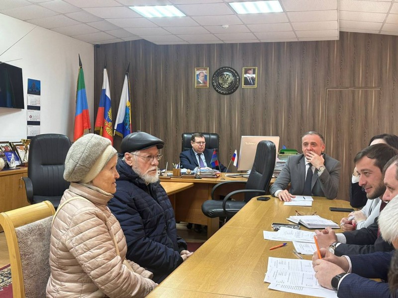 Ярослав Глазов провёл приём граждан в городе Кизляре - Файл 4