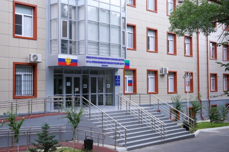 Глава РД посетил Республиканский онкоцентр - Файл 1
