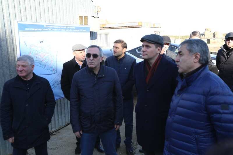 Председатель Правительства РД Артем Здунов проинспектировал ход строительства медучреждений - Файл 3