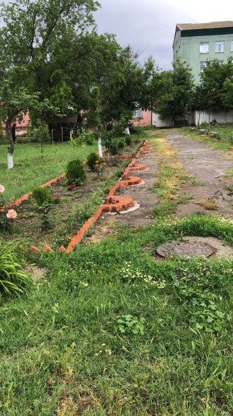 В рамках выезда министра здравоохранения РД в Кизляр на празднование 95-летия Кизлярского медицинского училища, состоялось посещение Кизлярского противотуберкулёзного диспансера, где были проведены работы по капремонту здания. - Файл 4