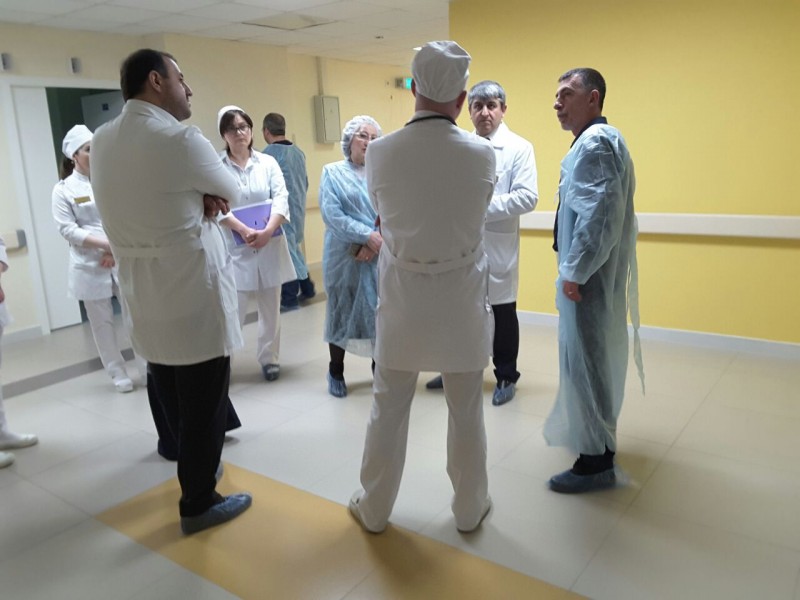 Ведущие врачи Санкт-Петербурга ознакомились  с работой Перинатального центра «Мама Патимат» и ДРКБ - Файл 2