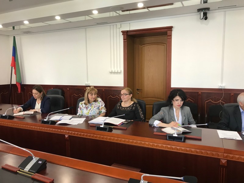 Медицинский туризм и укрепление общественного здоровья обсудили на селекторном совещании