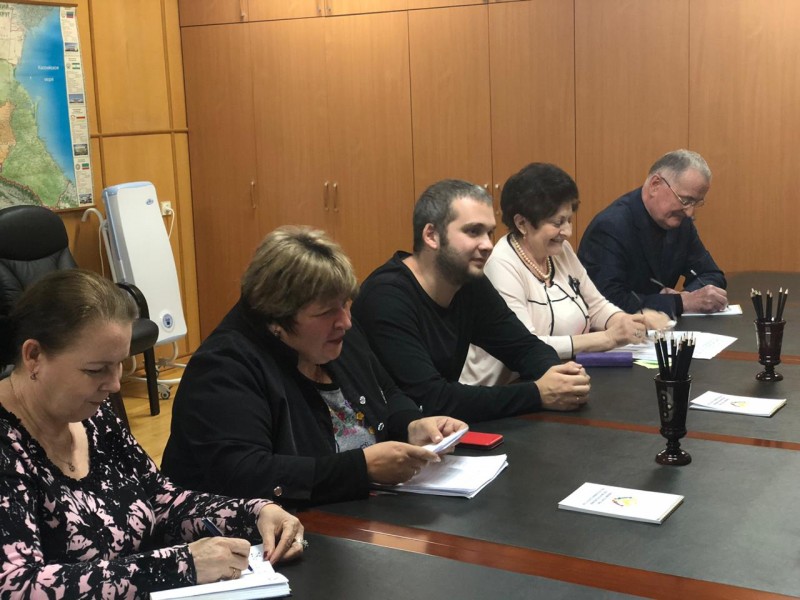 Министр Джамалудин Гаджиибрагимов провел рабочую встречу  со специалистами МНТК «Микрохирургии глаза» им С.Н. Федорова - Файл 1