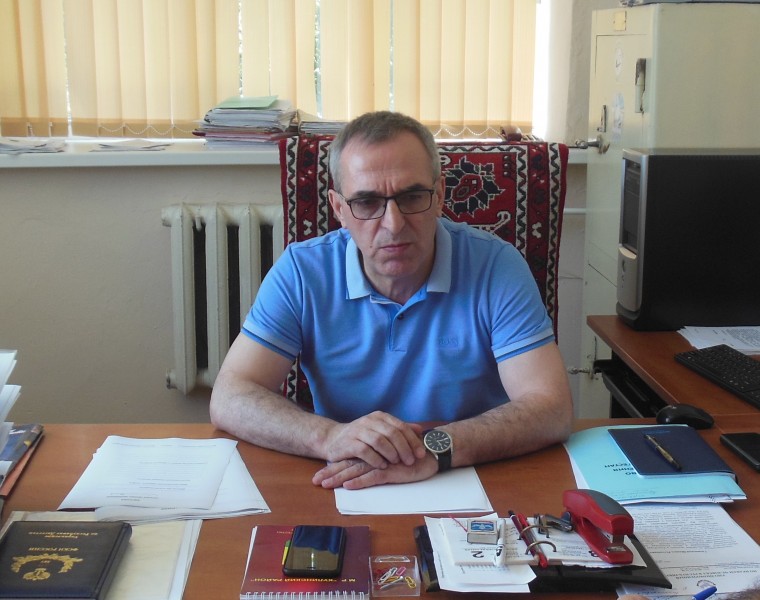 Министр Джамалудин Гаджиибрагимов провел выездной прием граждан в Кулинском районе - Файл 1