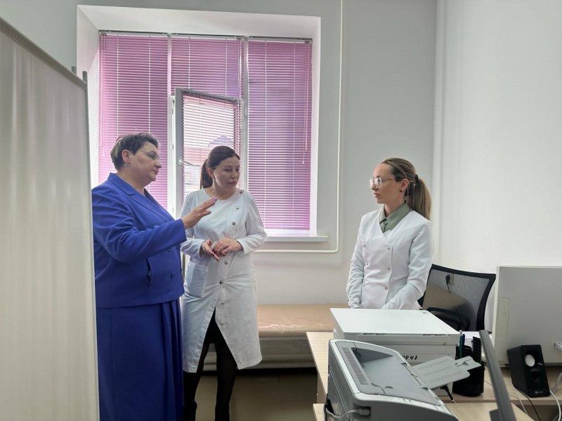 Министр здравоохранения РД Татьяна Беляева с рабочим визитом посетила Левашинскуб ЦРБ - Файл 1