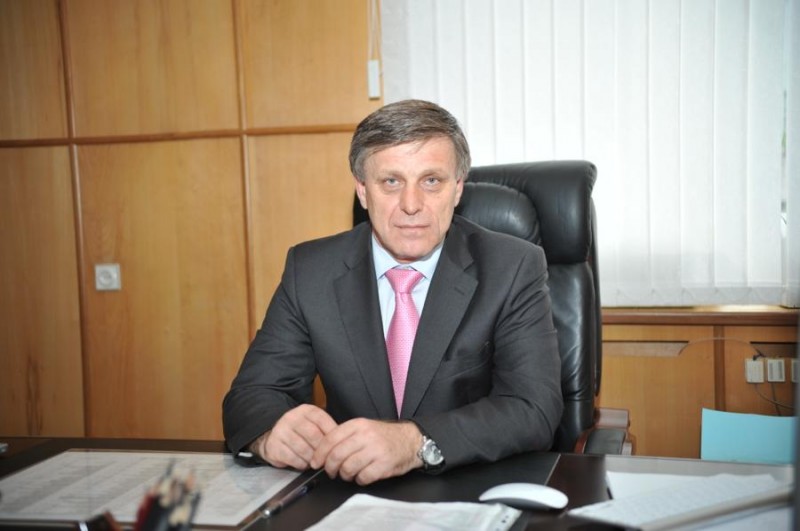 Министр Танка Ибрагимов поздравил студентов–медиков с Днем знаний