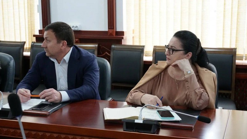 На прямой связи с Министерством здравоохранения РФ аппарат Минздрава РД и ведущие специалисты ведомства - Файл 5