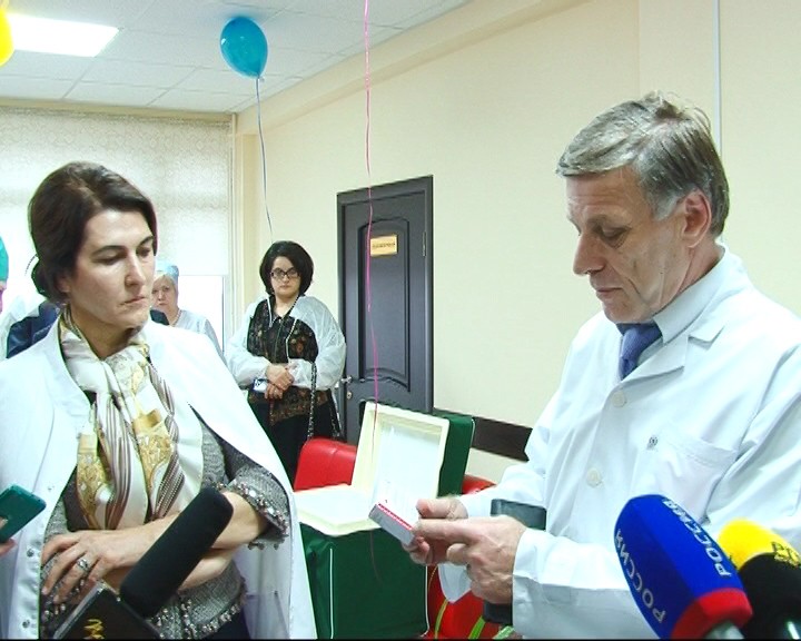 Министр Танка Ибрагимов развеял слух  о просроченных вакцинах