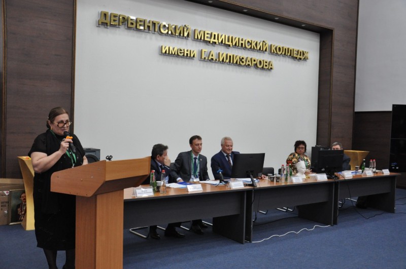 Более 500 пациентов осмотрели в Дербенте эксперты травматологии из НИИ г. Кургана
