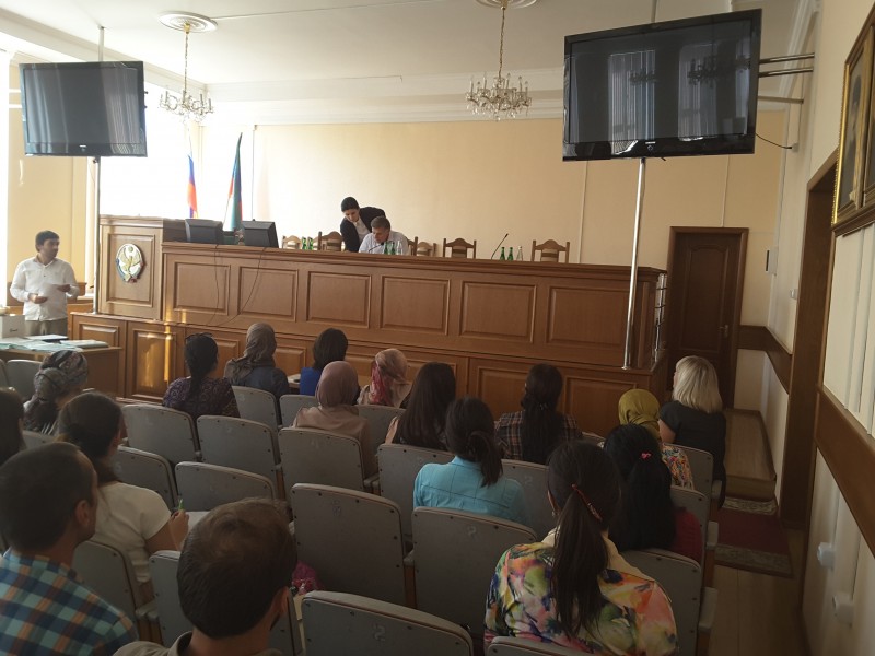 Почти 250 специалистов отправятся в этом году работать "на село" по программе "Земский доктор" в Дагестане - Файл 2