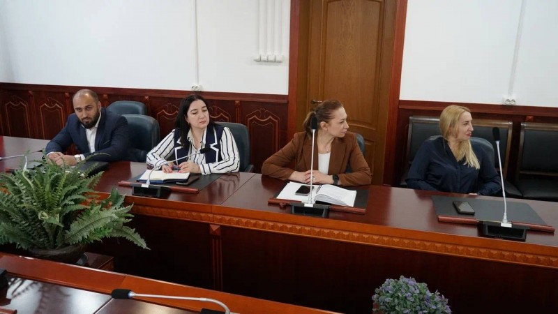 На прямой связи с Министерством здравоохранения РФ аппарат Минздрава РД и ведущие специалисты ведомства - Файл 2