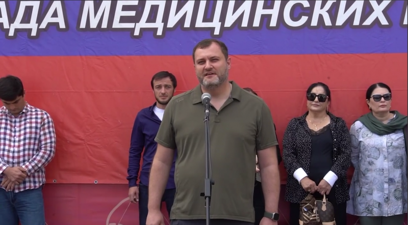На 21-й Спартакиаде медицинских работников врио министра здравоохранения РД Ярослав Глазов пожелал всем участникам здоровья и честных побед