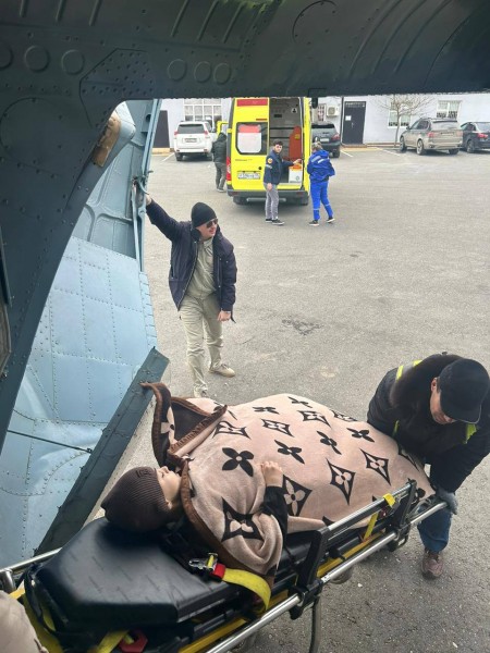 Четыре жизни были спасены благодаря вылетам медицинского вертолёта в Новогодние праздники - Файл 1